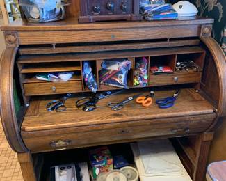 vintage petite roll too desk