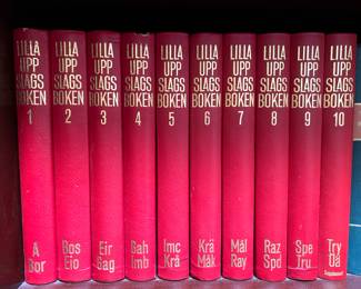 Vintage Foreign Language Book Collection: Lilla Upp Slags Boken