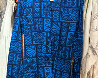 Vintage Tahitian Blue Print Shirt