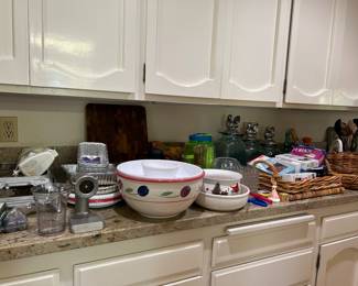 Kitchenware 