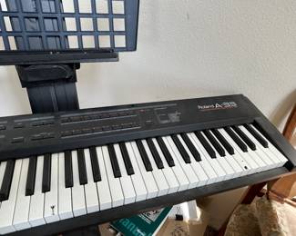 Roland Keyboard 