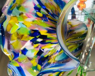 Polish Art Glass ruffled flower