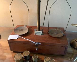 Knott Boston apothecary scales with all the weights and level  