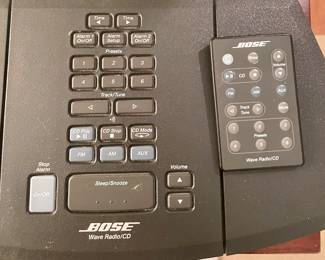 BOSE WAVE RADIO/CD W/REMOTE