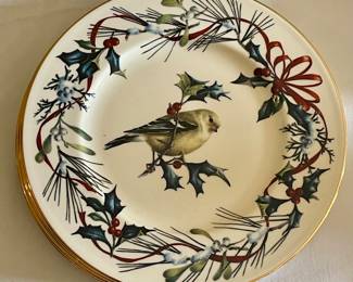 ABM130   $48   LENOX “WINTER GREETINGS”  GOLDFINCH SALAD PLATE   