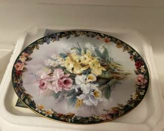 "Exquisite" by Lena Liu.