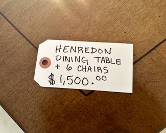 Hendredon Dining Table & Chairs