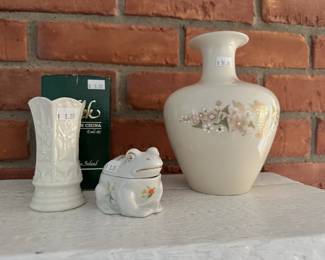 Lenox Vase, Lefton Frog Trinket Box