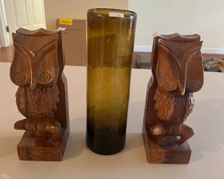 MCM bookends and old glass vase 