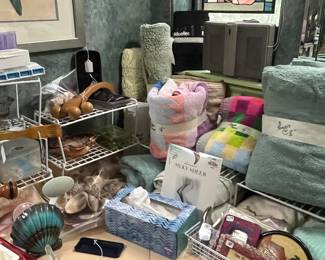Bath items, decor, rugs and towels
