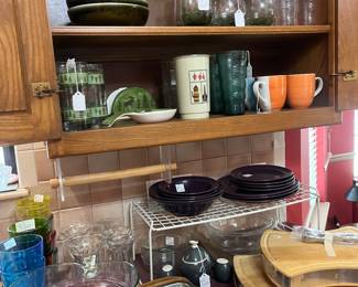 lots of kitchen ware