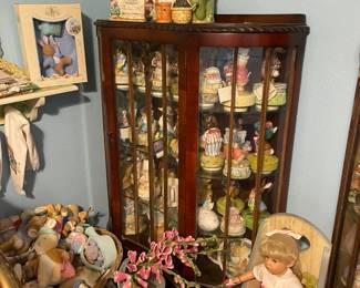 Hundreds of Beatrix Potter Peter Rabbit series dishes, picture frames, figurines, nick nacks, plush animals, books, plates and more!