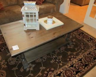 BASSETT Pemberton Cocktail Table