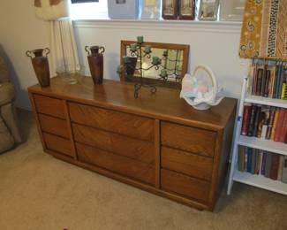 Vintage mid-century STANLEY full bedroom set, Long dresser and mirror