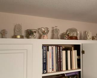 Decor and knick-knacks