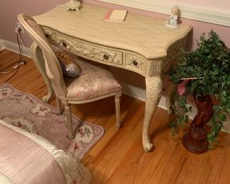 Bedroom suite - desk