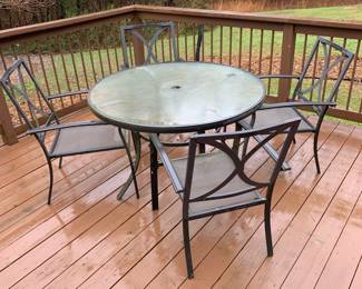 Outdoor table and chairs