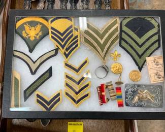 COLLECTION MILITARY ITEMS