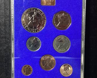 SHBR705 Royal Mint Coinage A collection of Royal mint coinage from Great Britain and Northern Ireland, minted in 1977 and displayed in a protective plastic case.&nbsp;
