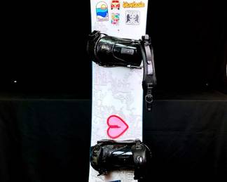 SHBR744 Burton LUX Snowboard 154cm board with Union Milan bindings- some parts missing&nbsp;
