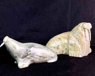 SHBR700 Intuit Carved Soapstone Walrus Figures Signed William Luke, Intuit Eskimo art soapstone walrus. &nbsp;John Ayer signed on bottom, hand carved, Canada.
