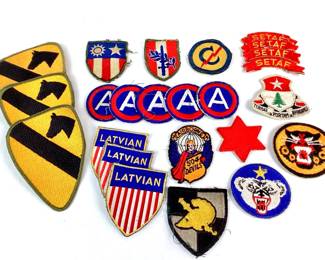 MACH965 Antique WWI WWII Military Patches WWII Military Patches
