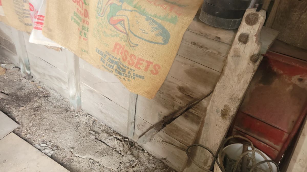 70 + years farmstead Loretto estate sale... starts on 4/18/2024