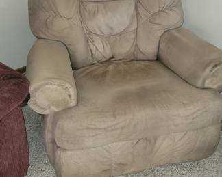 Over size recliner