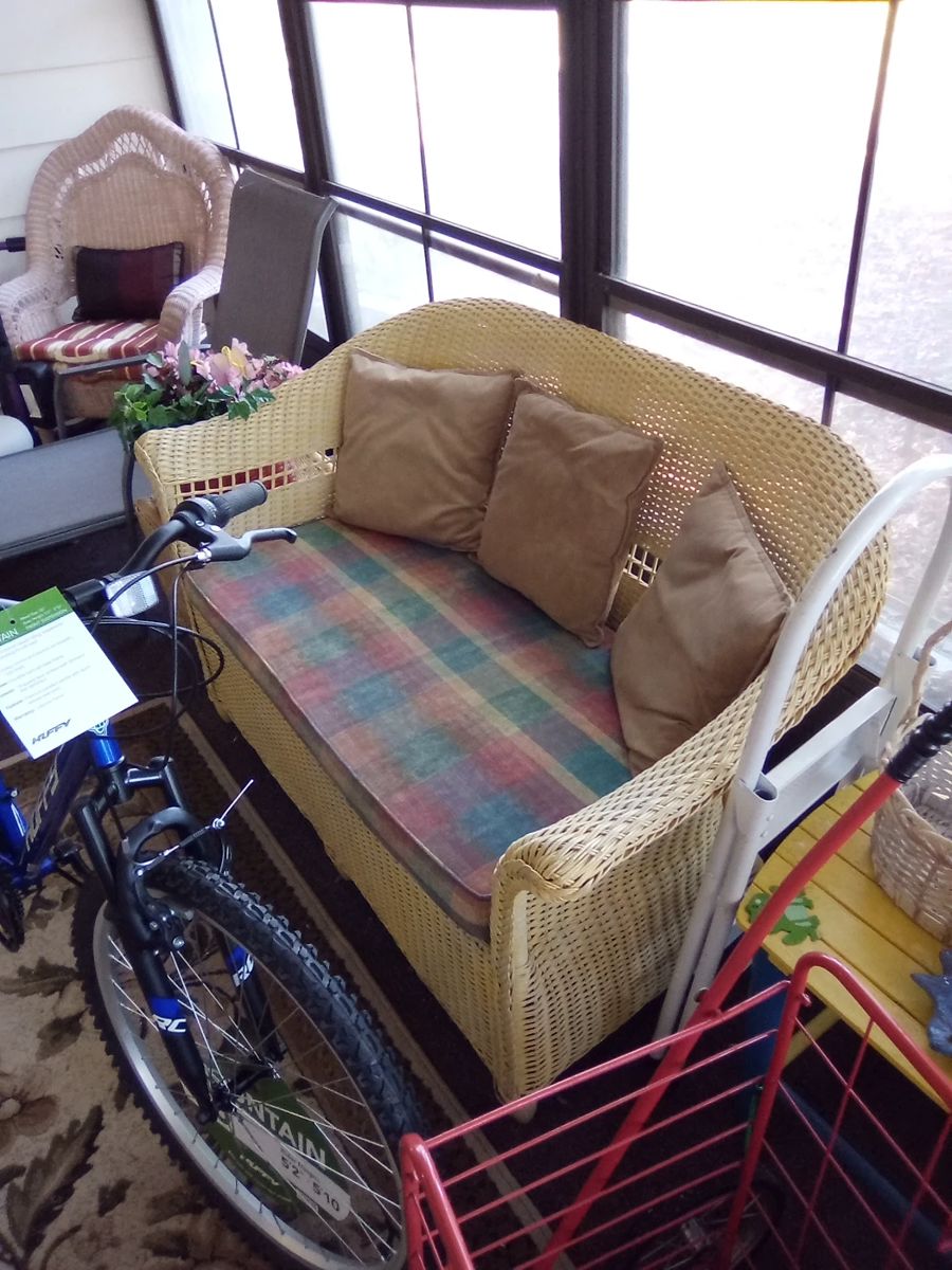 Christopher Clark Estate Sales THE FALLS... starts on 3/22/2024