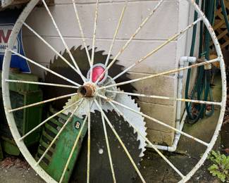 We have so many fantastic wagon wheels!