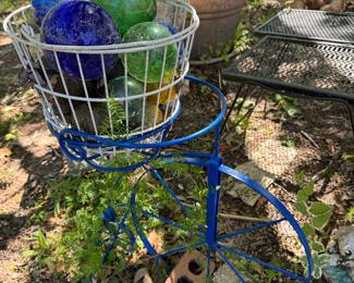 Lots of Fabulous Garden Decor!!