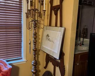 extra large art display easel and electric candelabra