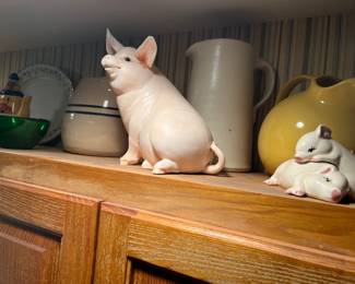 decorative pitchers and pigs