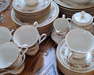 Noritake Ivory China - Homage Pattern