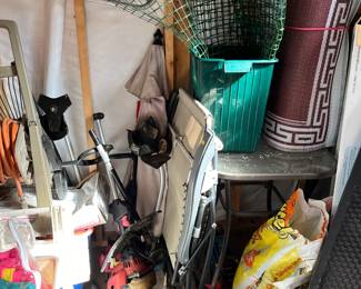 Yard stuff, outdoor rug, wire mesh, etc