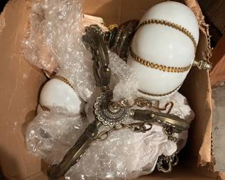 Another fancy 3 lamp swag