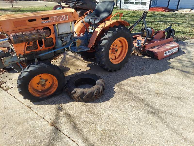 Kubota B7100 with Bush hog and finish mower - Needs Battery, Used last spring