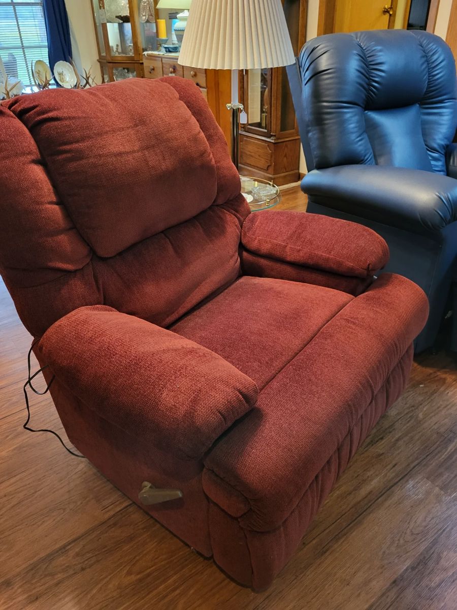 HUGE Mission Valley Estate Sale! in Victoria, TX starts on 3/20/2024