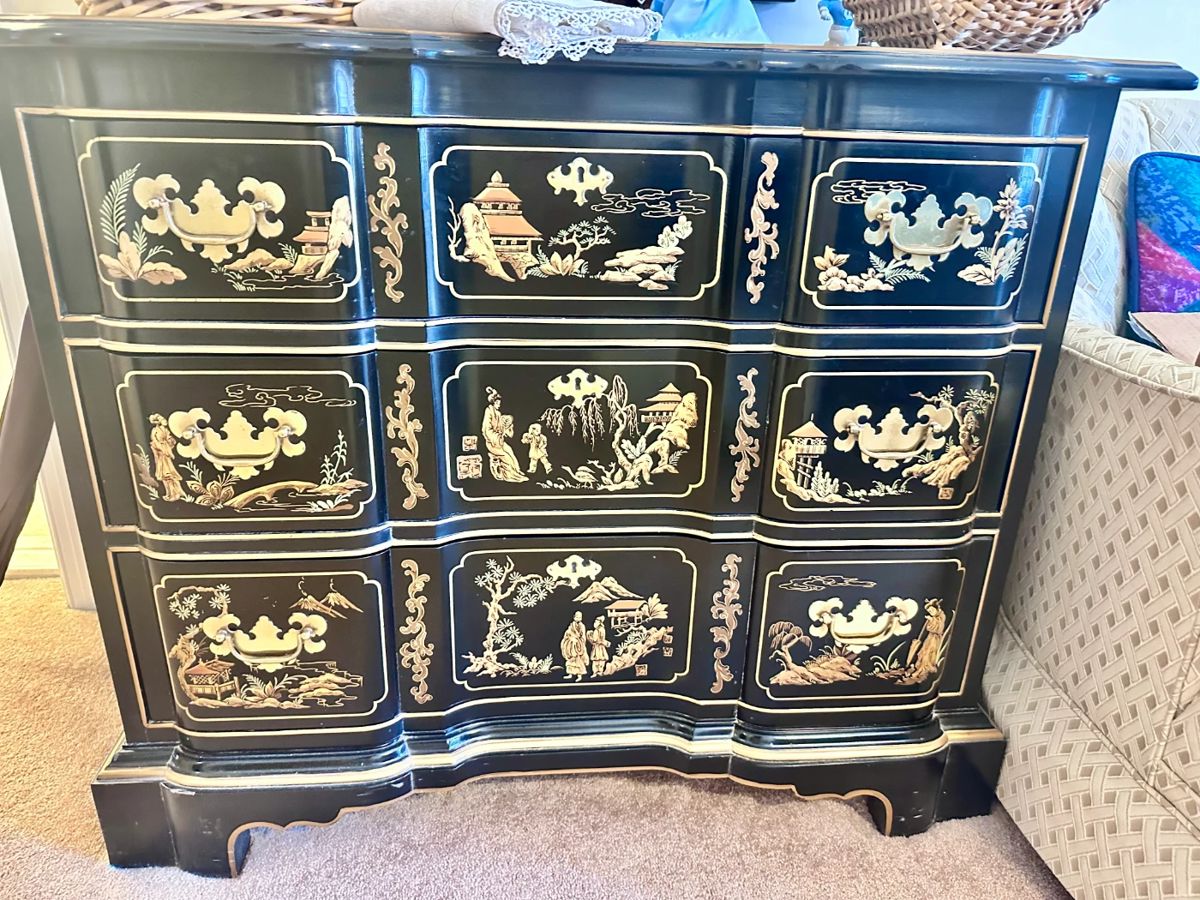 Drexel Chinoiserie Chest with matching mirror