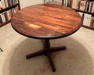 Vintage Wood Pedestal Table.