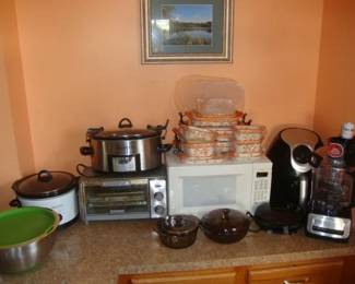 Crock Pots, Microwave, Air Fryer