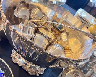 WALLACE PUNCH BOWL - HUGE AND PERFECT CONDITION!