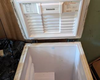 Montgomery Ward Chest Freezer