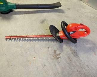 Black & Decker Hedge Trimmer
