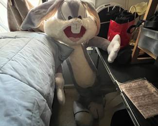 “Ehhhh…. What’s up Doc?” Giant six flags sized bugs bunny!