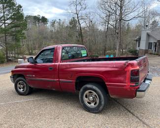 1998 Dodge Ram 1500  280+ k Miles , Has Been a Work Horse And Runs Like A Champ