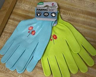 2 pair of fabric gardening gloves,  $4