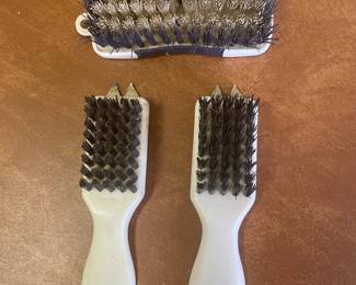 Set of 3 brushes,  $4