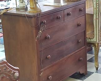 Nice mid-century dresser 19th century that is