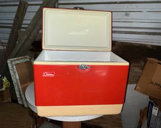 vintage coleman ice chest
